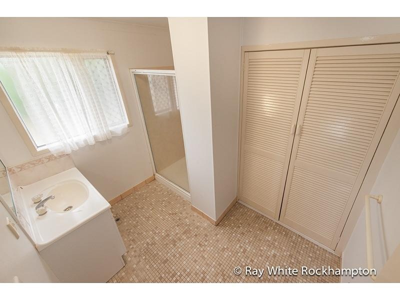 56 Gray Street, Park Avenue QLD 4701