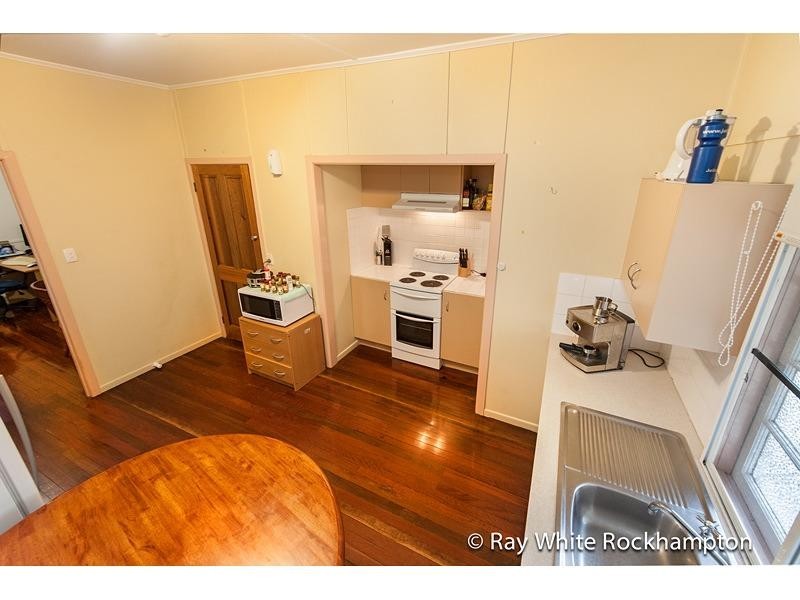 154 Earl Street, Berserker QLD 4701