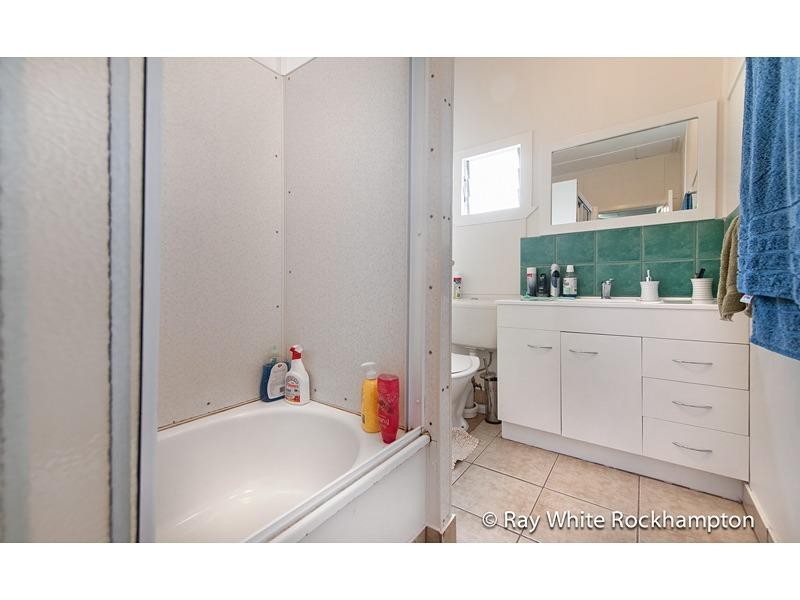 154 Earl Street, Berserker QLD 4701