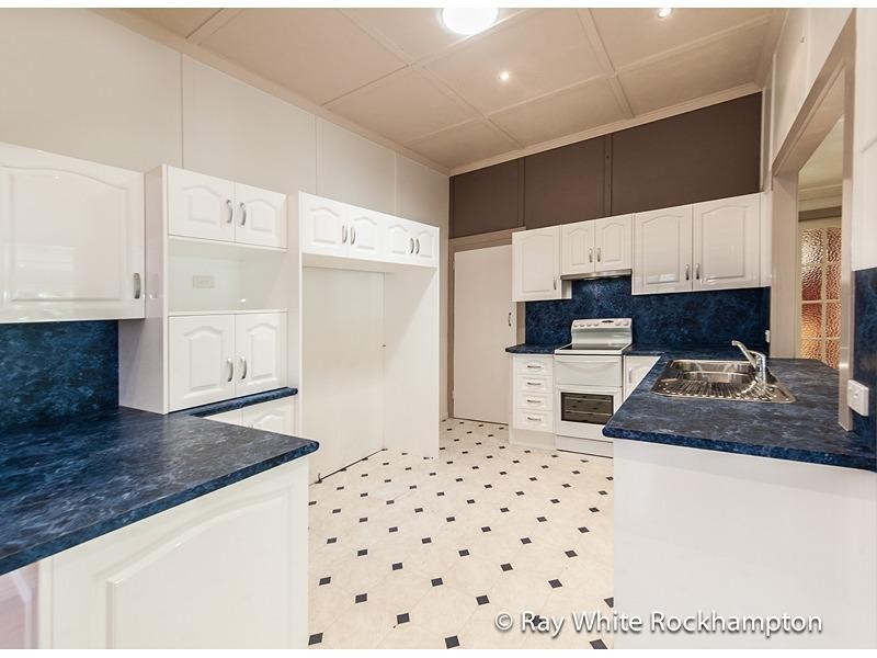 15 Flynn Street, Wandal QLD 4700