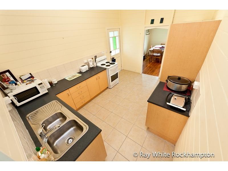 11 Millroy Street, Wandal QLD 4700