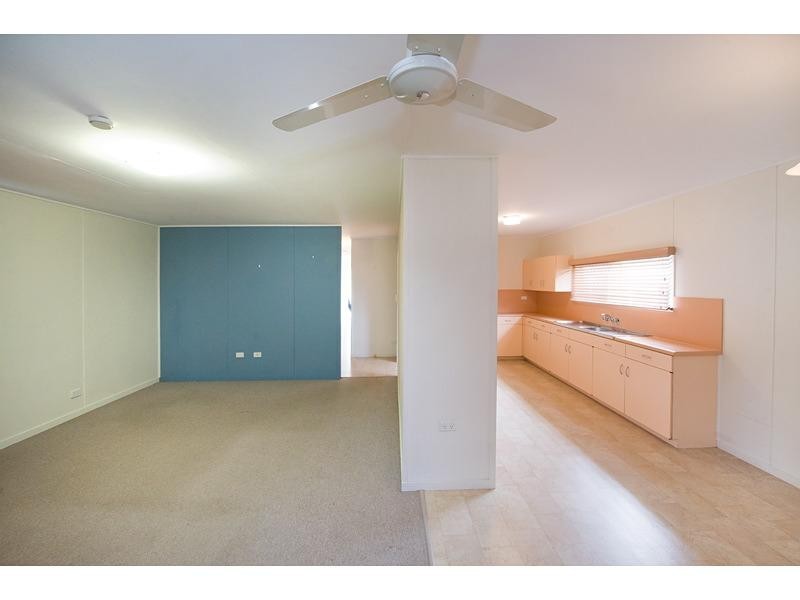 180 High Street, Berserker QLD 4701