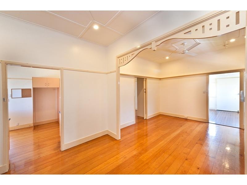 18 Jardine Street, Wandal QLD 4700