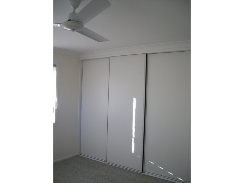 62 Thompson Street, Park Avenue QLD 4701