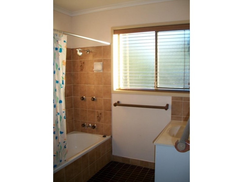 6/6 Burns Street, Frenchville QLD 4701