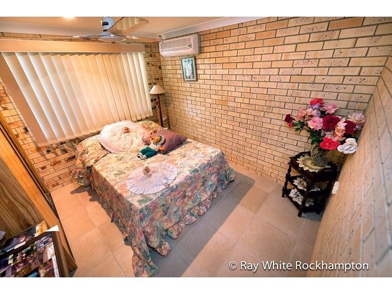 89 Emu Park Road, Nerimbera QLD 4701