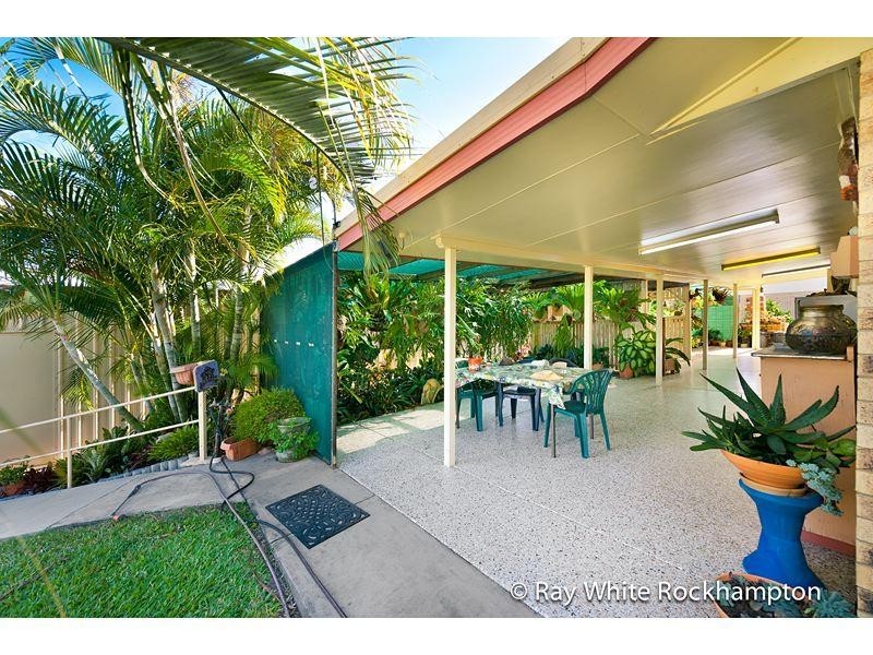89 Emu Park Road, Nerimbera QLD 4701