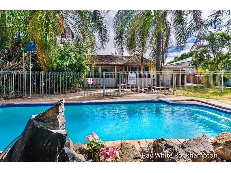 75 Main Street, Park Avenue QLD 4701