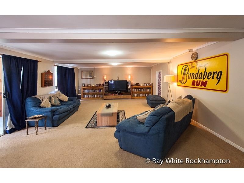 75 Main Street, Park Avenue QLD 4701