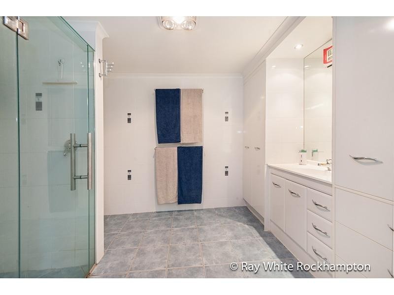 14 Schwarten Street, Kawana QLD 4701