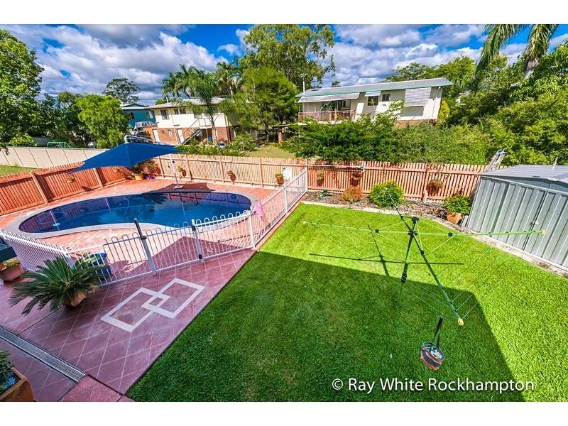 14 Schwarten Street, Kawana QLD 4701