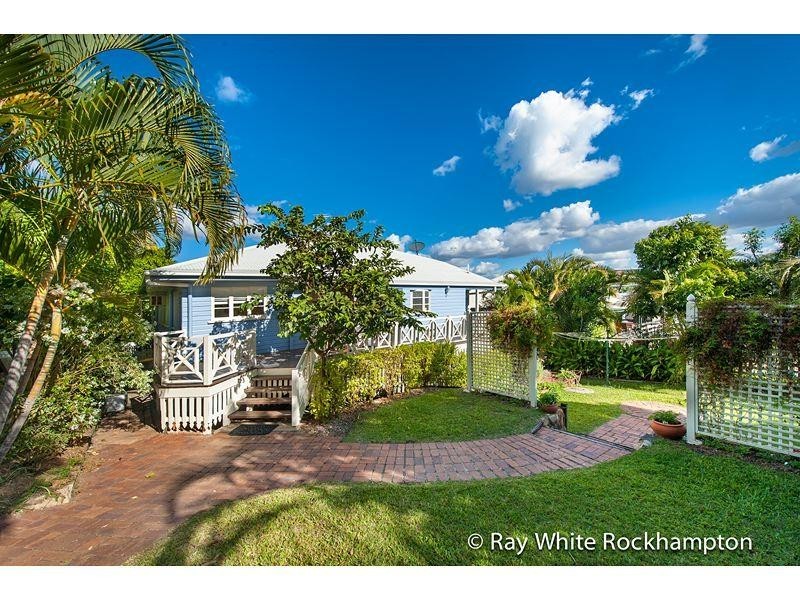 80 Cambridge Street, The Range QLD 4700