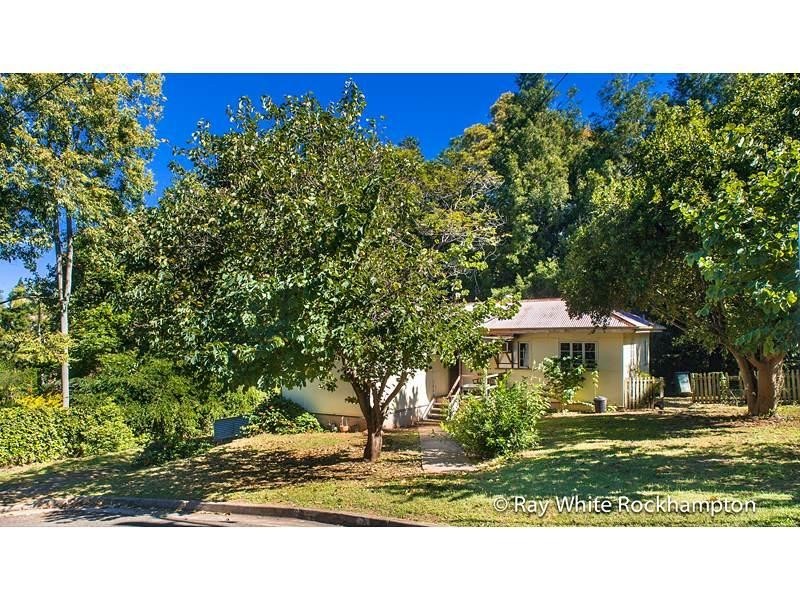 7 Martha Street, The Range QLD 4700