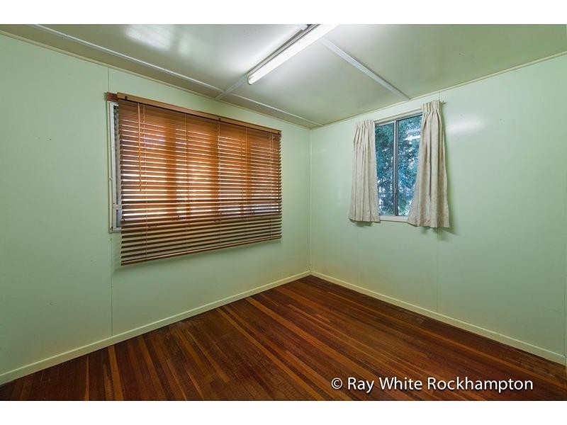 7 Martha Street, The Range QLD 4700