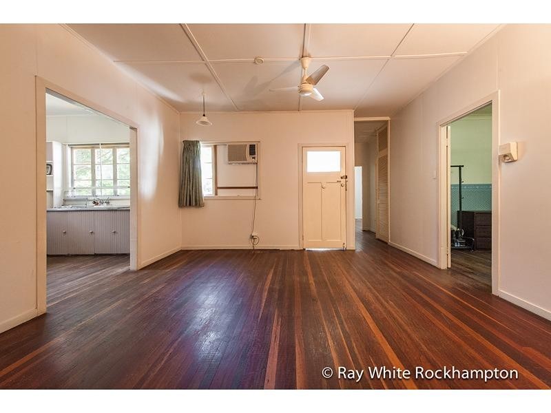 7 Martha Street, The Range QLD 4700