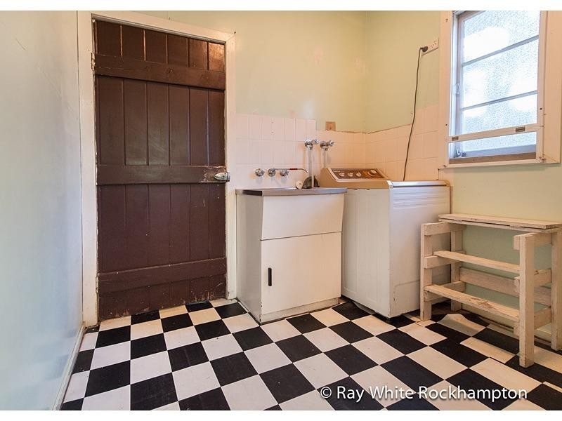 7 Martha Street, The Range QLD 4700