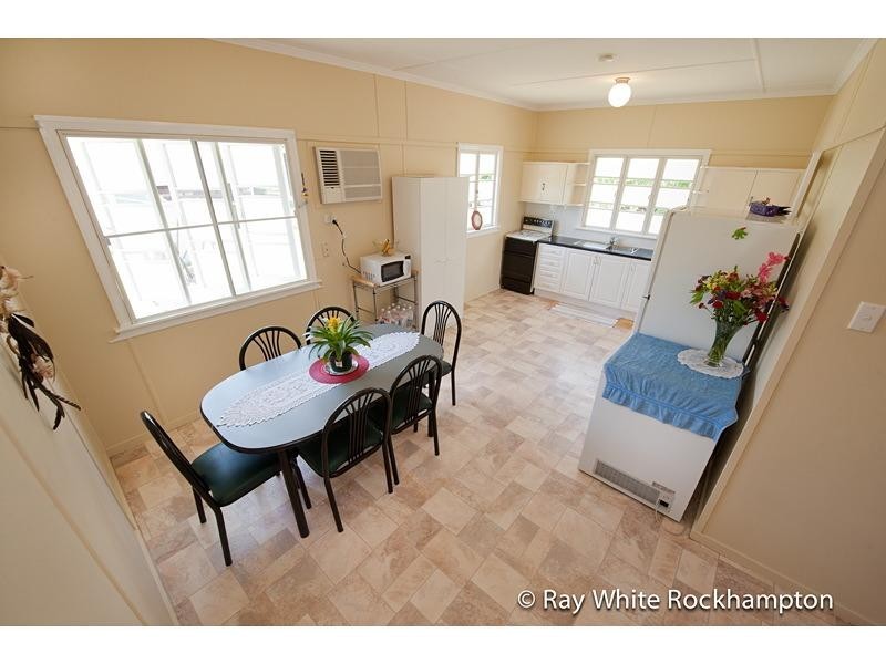 8 Kirkellen Street, Berserker QLD 4701