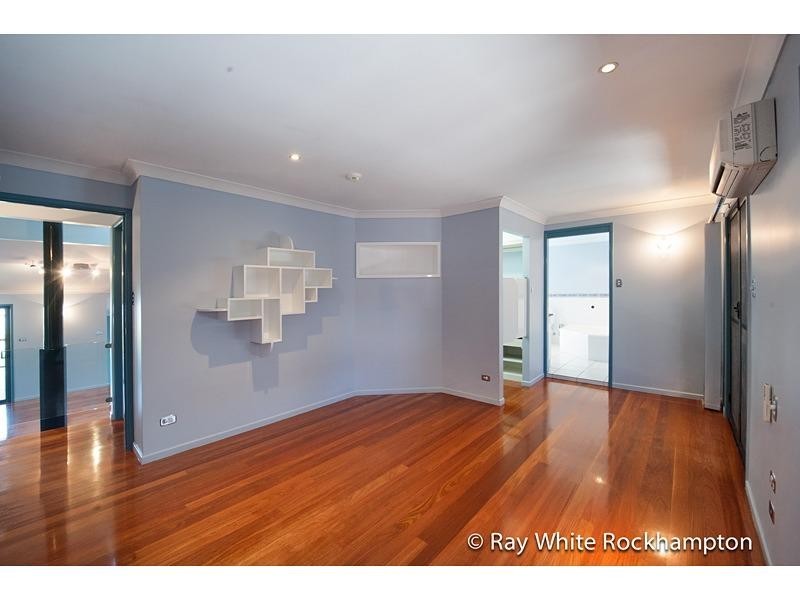10 Elida Street, Mount Archer QLD 4701