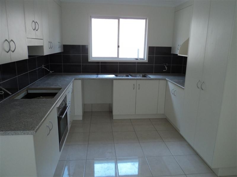 15 Hartley Street, Wandal QLD 4700