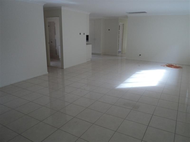 15 Hartley Street, Wandal QLD 4700