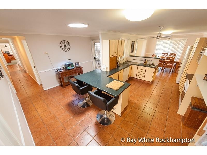 34 Julie Ann Drive, Glendale QLD 4711