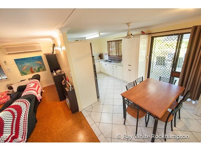 248 Farm Street, Kawana QLD 4701
