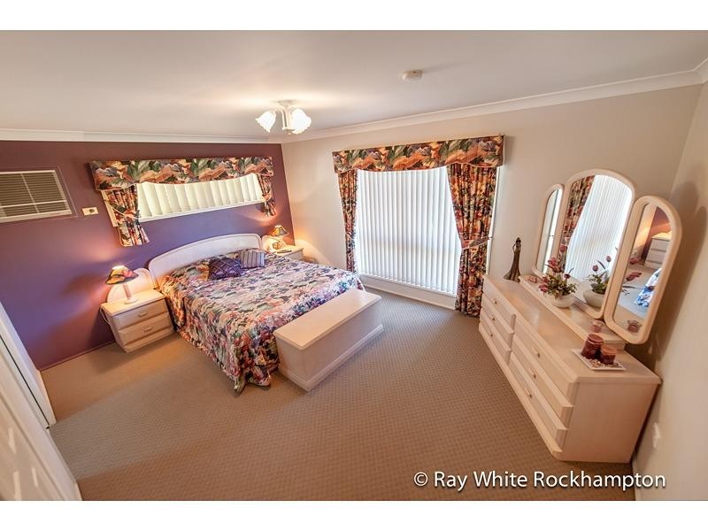 42 Schlencker Drive, Glenlee QLD 4711