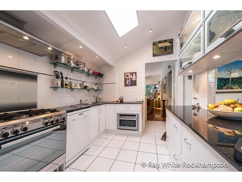 4 Bapaume Street, Wandal QLD 4700