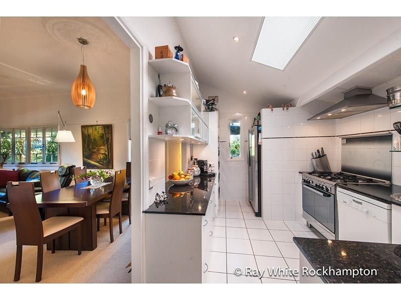 4 Bapaume Street, Wandal QLD 4700