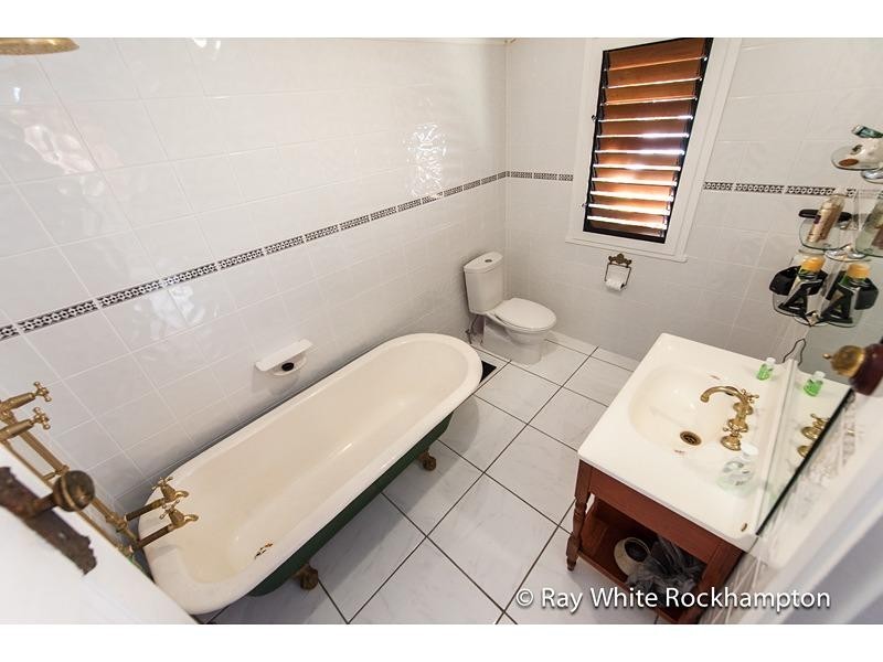 4 Bapaume Street, Wandal QLD 4700