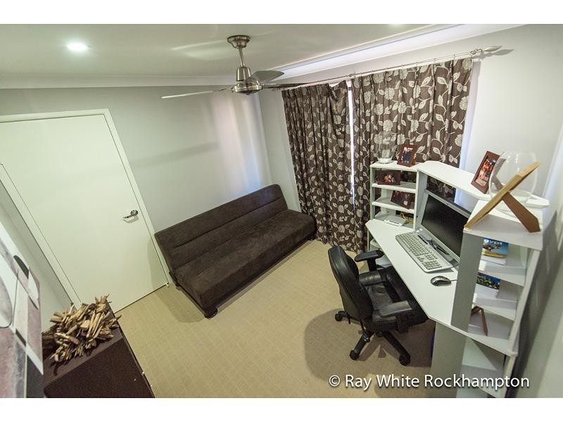 8 Sandy’s Place, Kawana QLD 4701