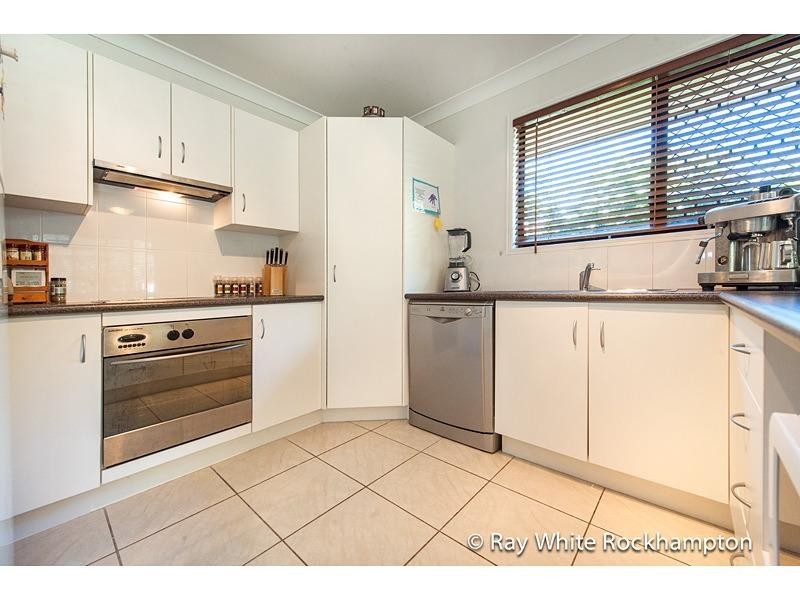 293 Creek Street, Berserker QLD 4701