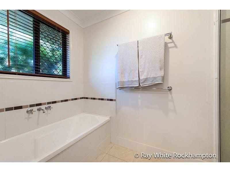 293 Creek Street, Berserker QLD 4701