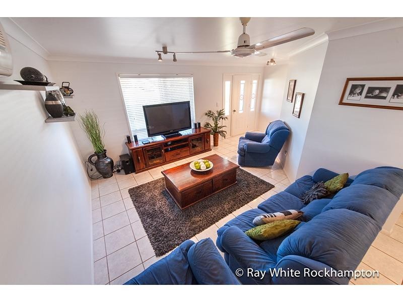 13 Lamb Avenue, Gracemere QLD 4702