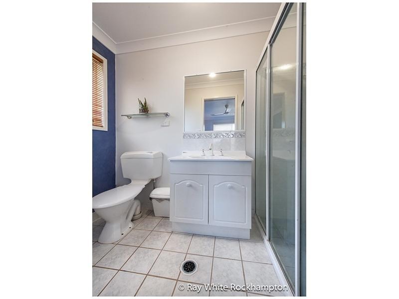 13 Lamb Avenue, Gracemere QLD 4702