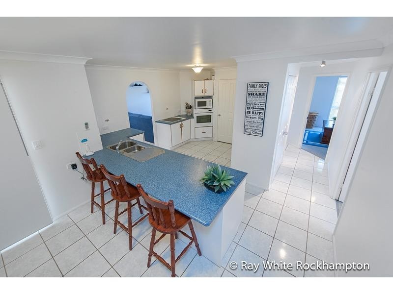 13 Lamb Avenue, Gracemere QLD 4702