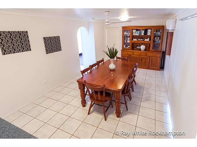 13 Lamb Avenue, Gracemere QLD 4702