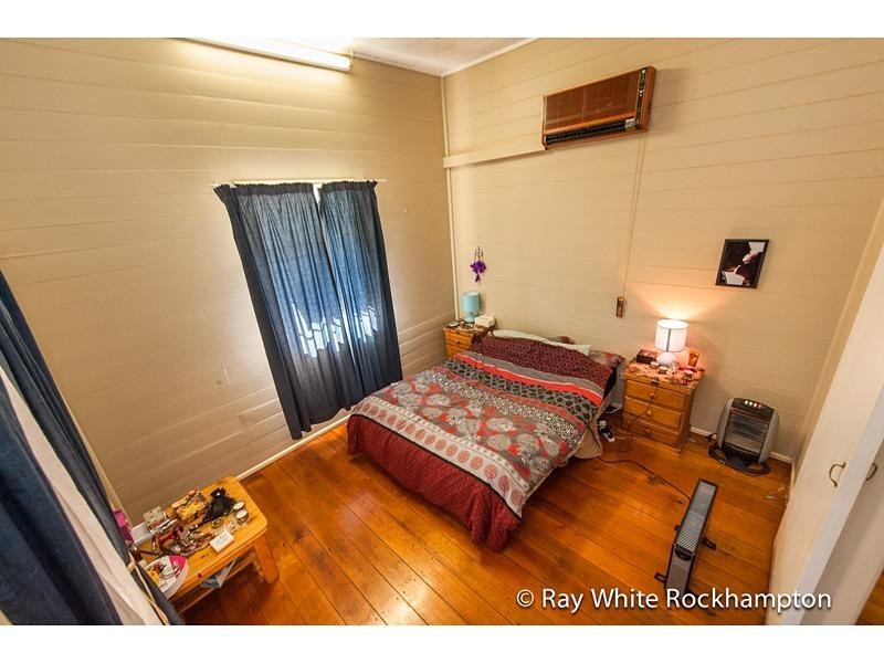 10 Canovan Street, Berserker QLD 4701