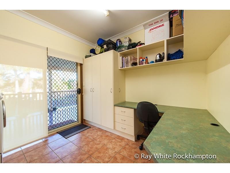 18 Laura Close, Rockyview QLD 4701