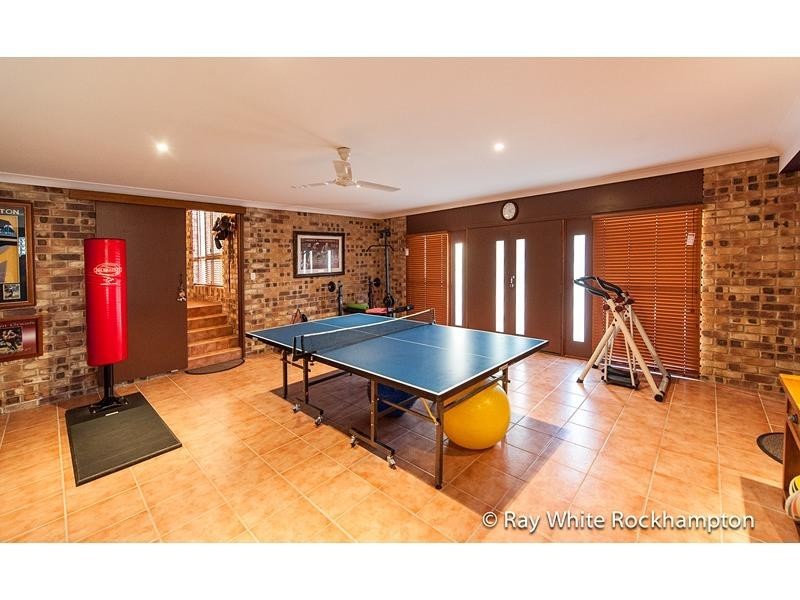 18 Laura Close, Rockyview QLD 4701