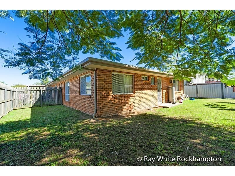 1/45 Denning Street, Park Avenue QLD 4701