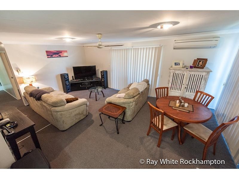 2/45 Denning Street, Park Avenue QLD 4701