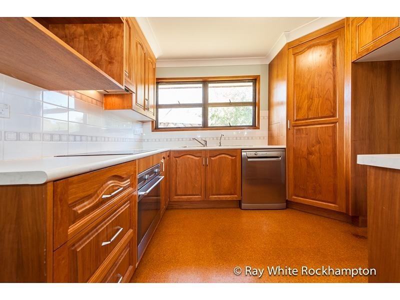 229 South Yaamba Road, Alton Downs QLD 4702