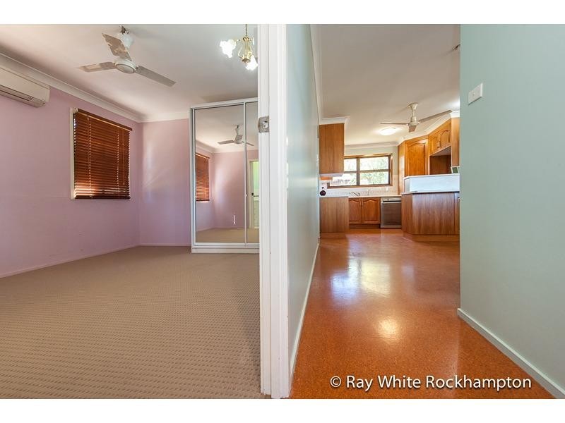 229 South Yaamba Road, Alton Downs QLD 4702