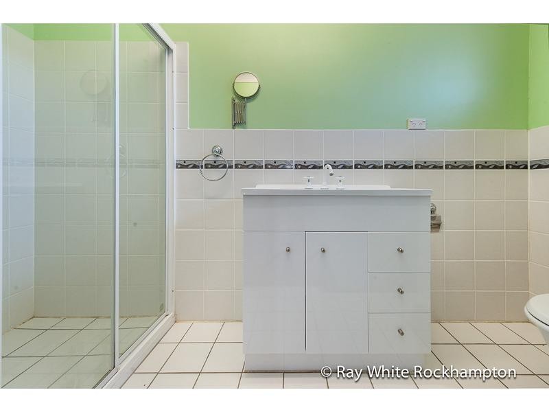 229 South Yaamba Road, Alton Downs QLD 4702