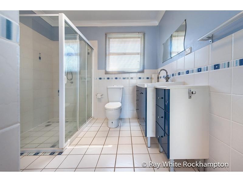 229 South Yaamba Road, Alton Downs QLD 4702