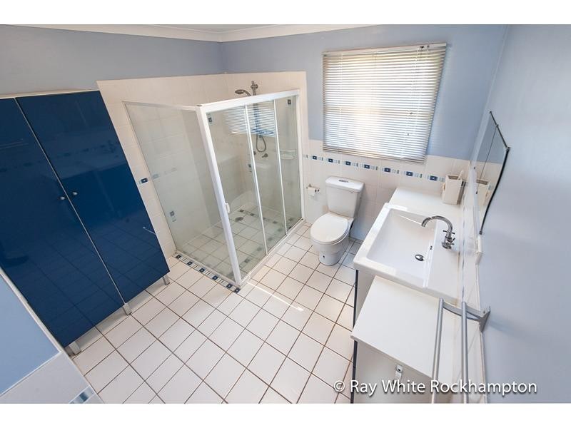 229 South Yaamba Road, Alton Downs QLD 4702