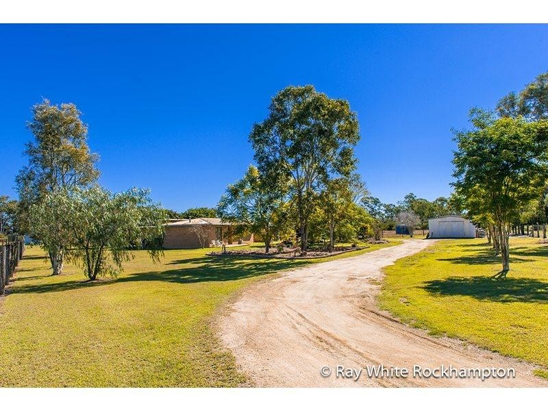 229 South Yaamba Road, Alton Downs QLD 4702