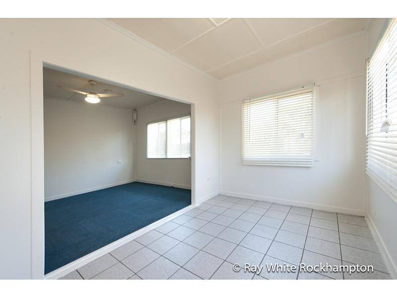 68 Haynes Street, Park Avenue QLD 4701