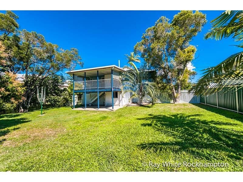 68 Haynes Street, Park Avenue QLD 4701